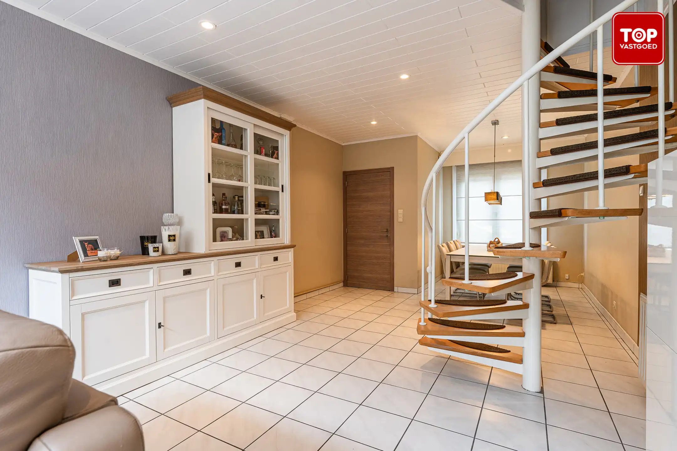 Instapklare woning met mooi aangelegde tuin.  foto 3