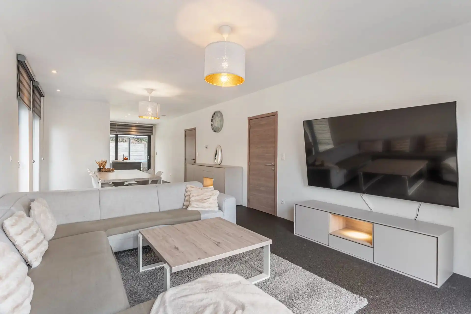 Recente gezinswoning in rustige straat te Houthalen foto 8