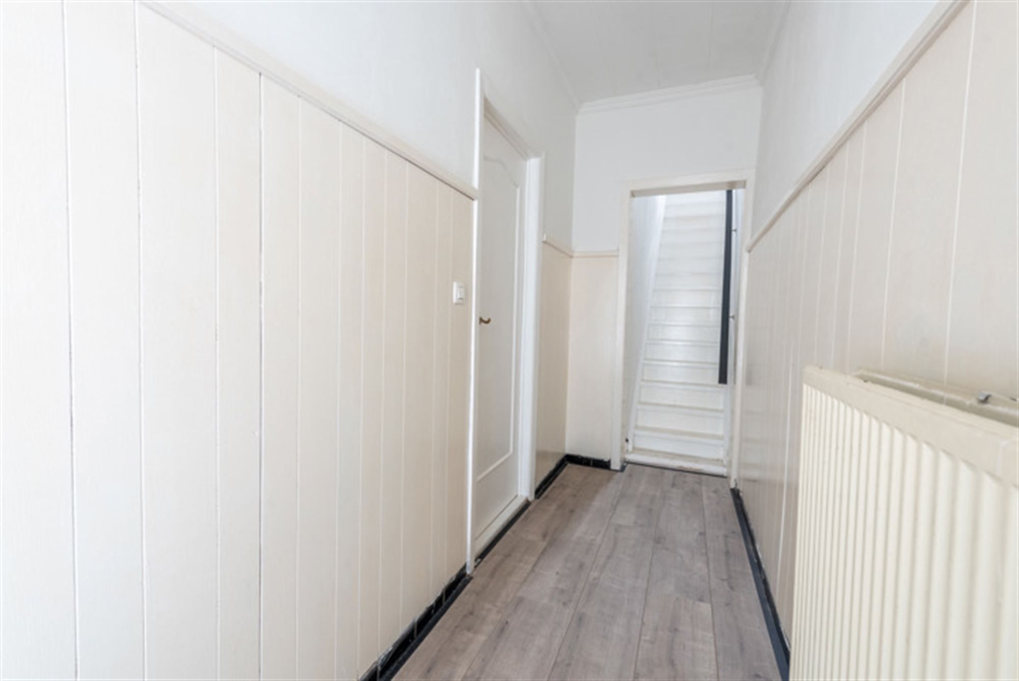 Gerenoveerde woning foto 16