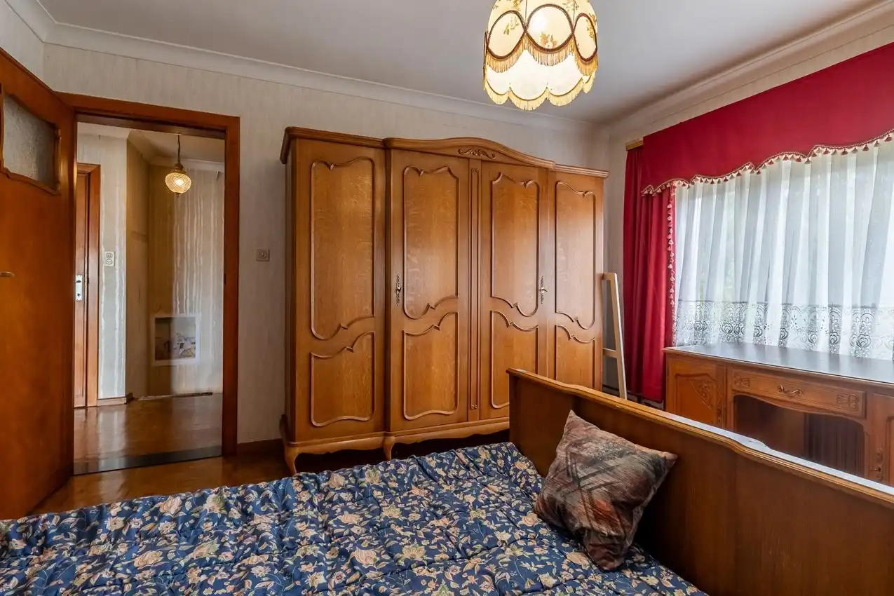 Karaktervolle vrijstaande woning met uitbreidingspotentieel in centrum foto 28