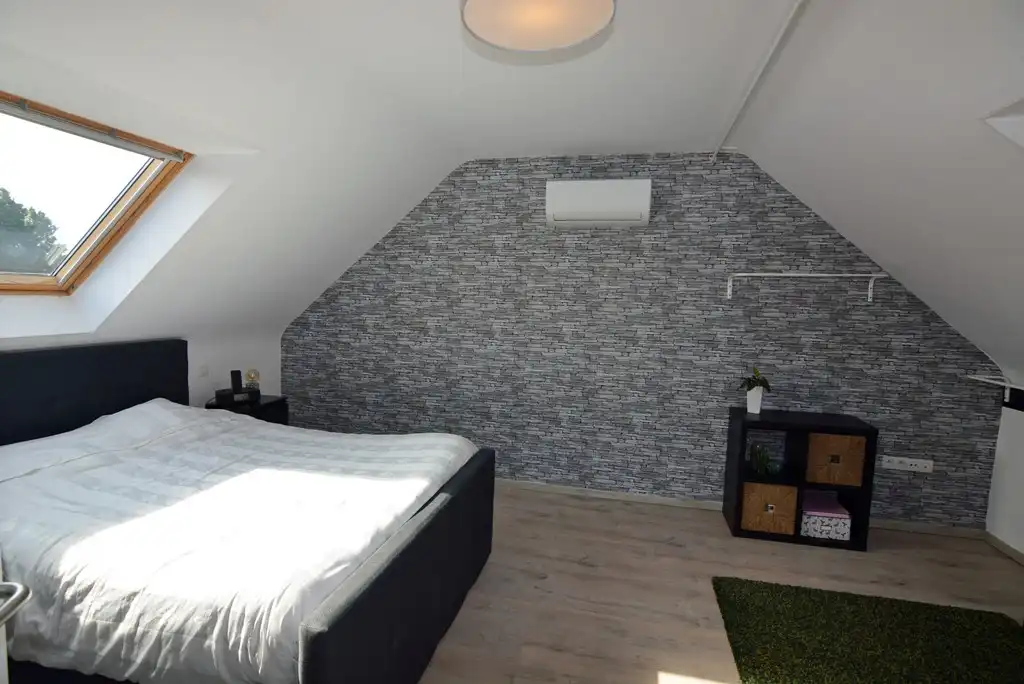 Energiezuinig duplex-appartement met 2 slpk, terras en carport met berging. foto 21