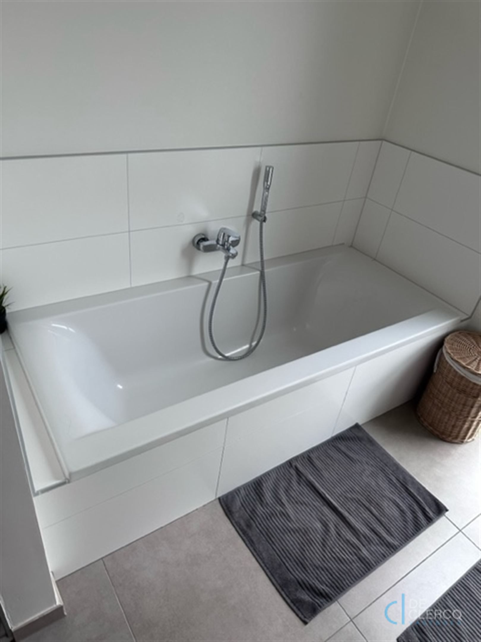Ruim appartement TE HUUR op een topligging te Zeveneken! foto 11