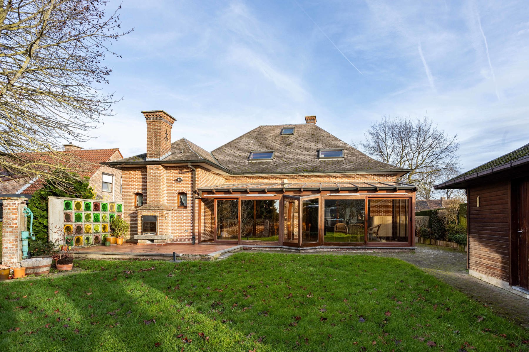 Solide open bebouwing op gunstige ligging. foto 13