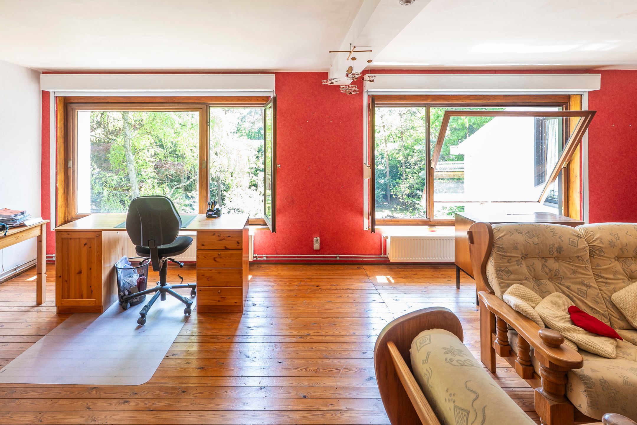 Unieke te renoveren villa op riant perceel foto 17