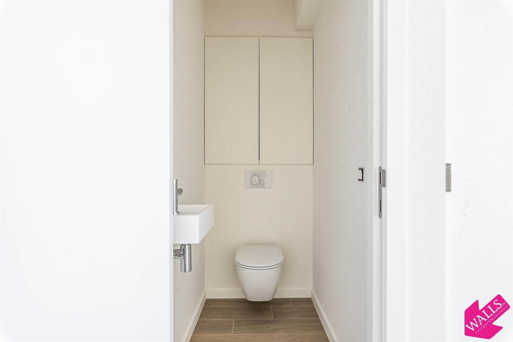 Luxueus gerenoveerd appartement op topligging foto 10