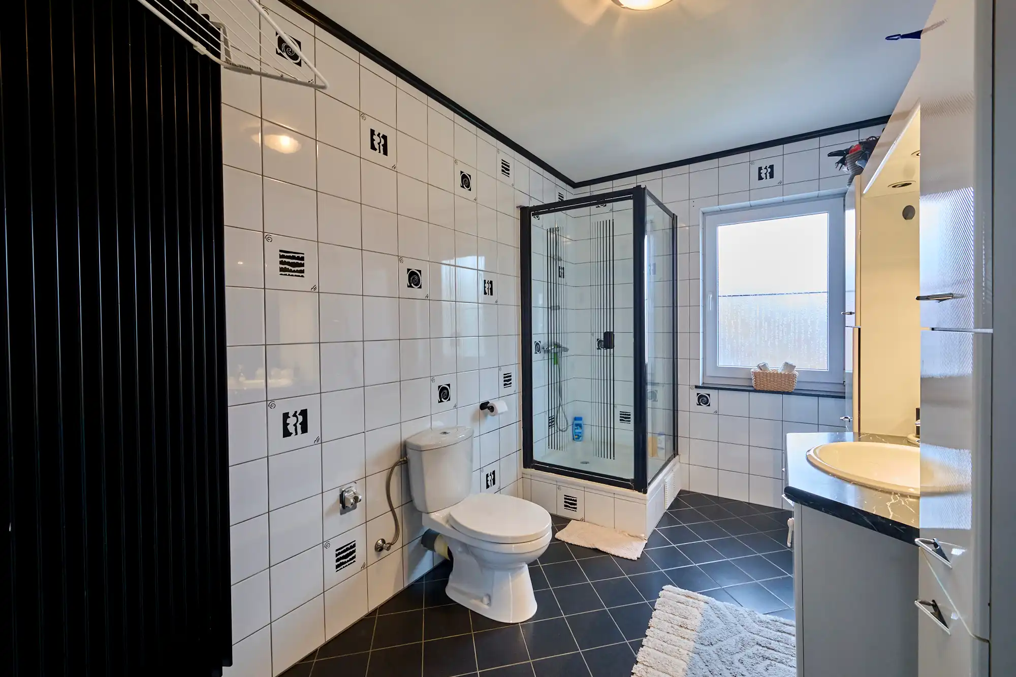 Instapklare woning met garage en 3 slpks op rustige locatie foto 11