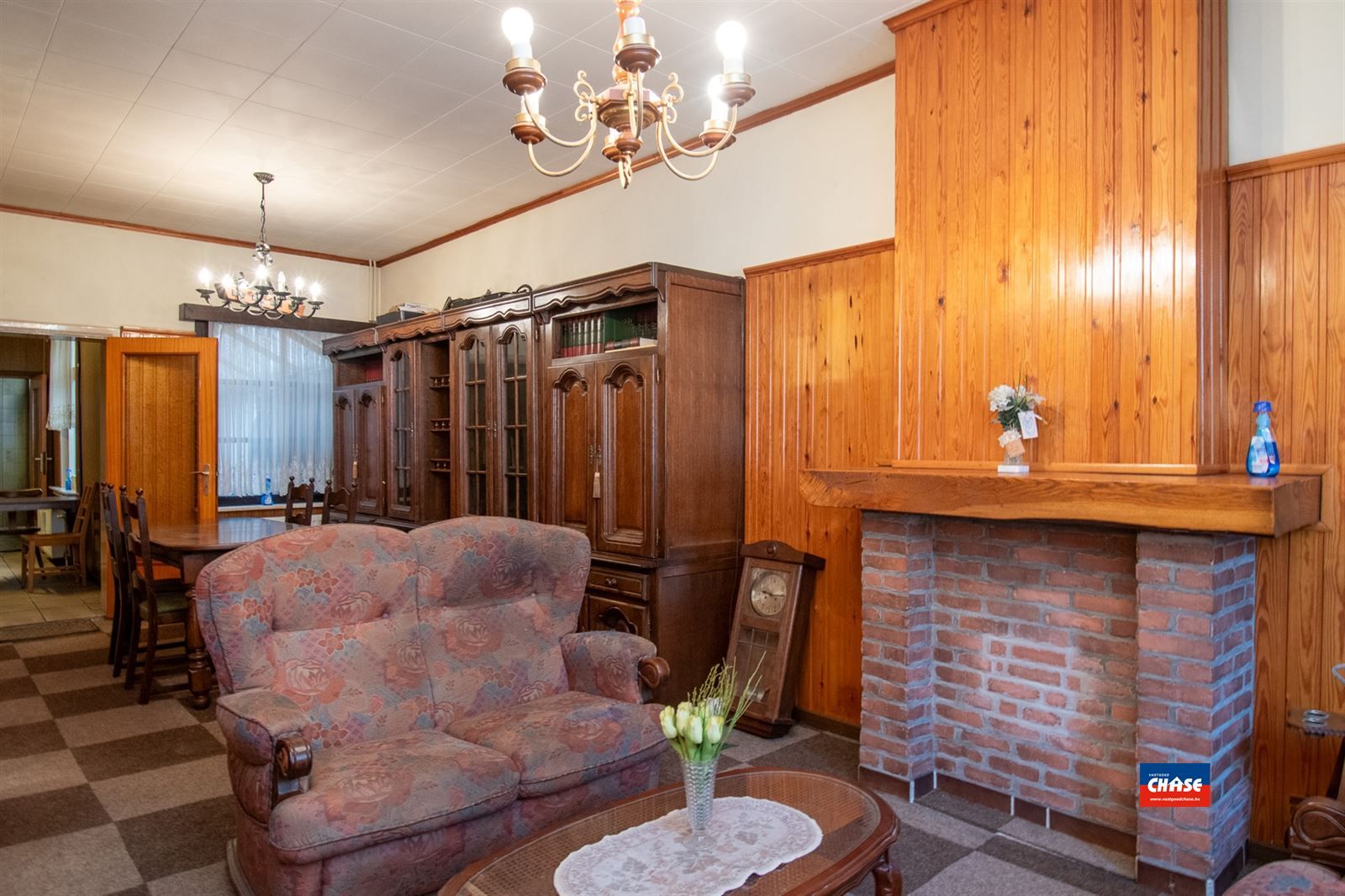 Rijwoning met 4/5 slaapkamers en tuin foto 3