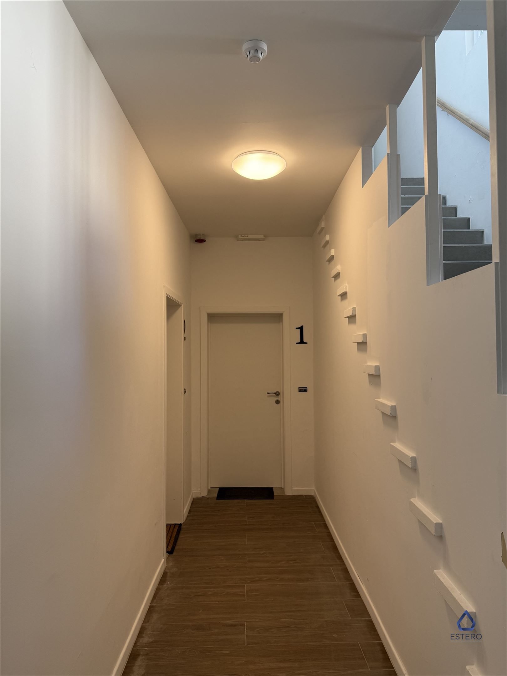 Volledig verhuurd appartementencomplex (32 units + parking)  foto 21