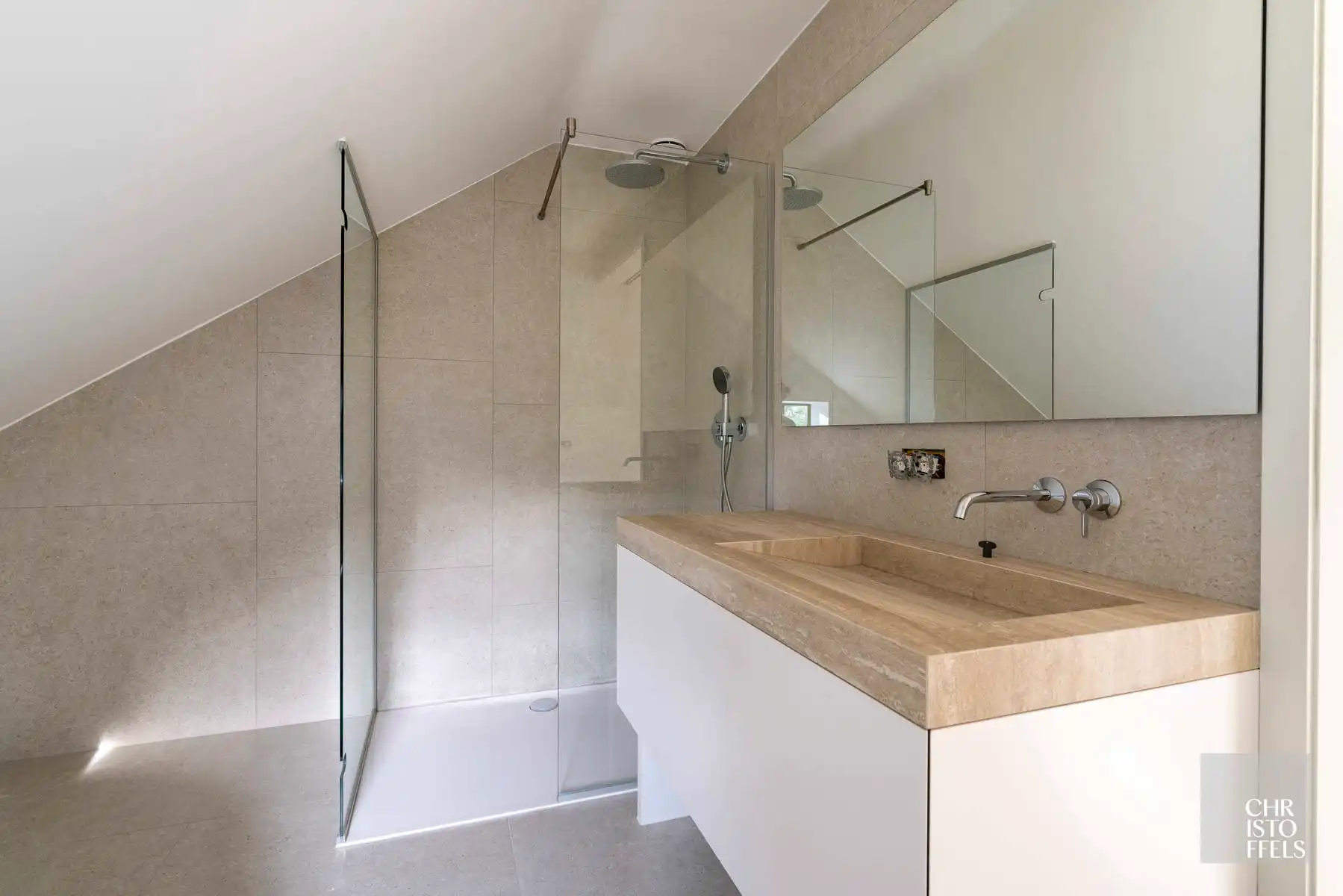 TE HUUR - Exclusieve en energiezuinige nieuwbouw met 3 slaapkamers én 3 badkamers te Bilzen-Hoeselt! foto 25