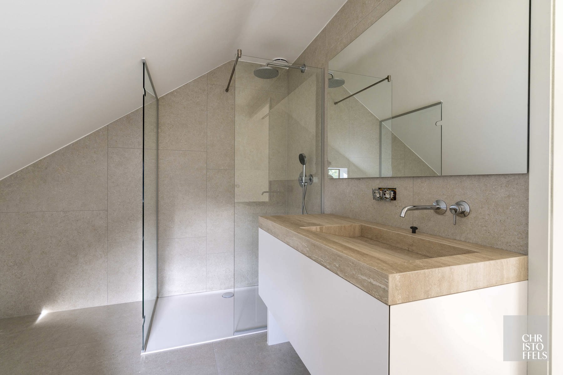 TE HUUR - Exclusieve en energiezuinige nieuwbouw met 3 slaapkamers én 3 badkamers te Bilzen-Hoeselt! foto 25