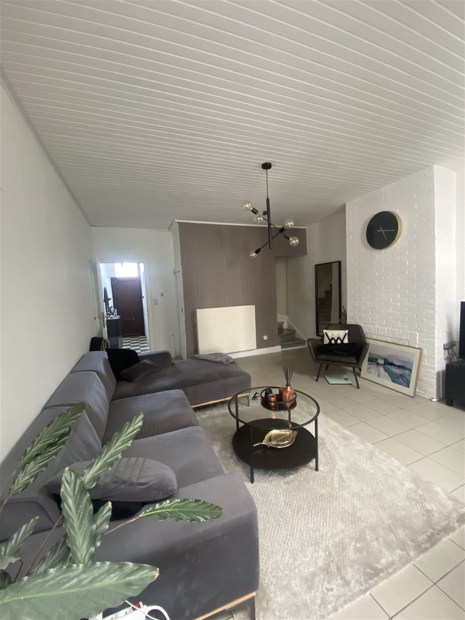 Ruime woning met 5 slpk foto 8