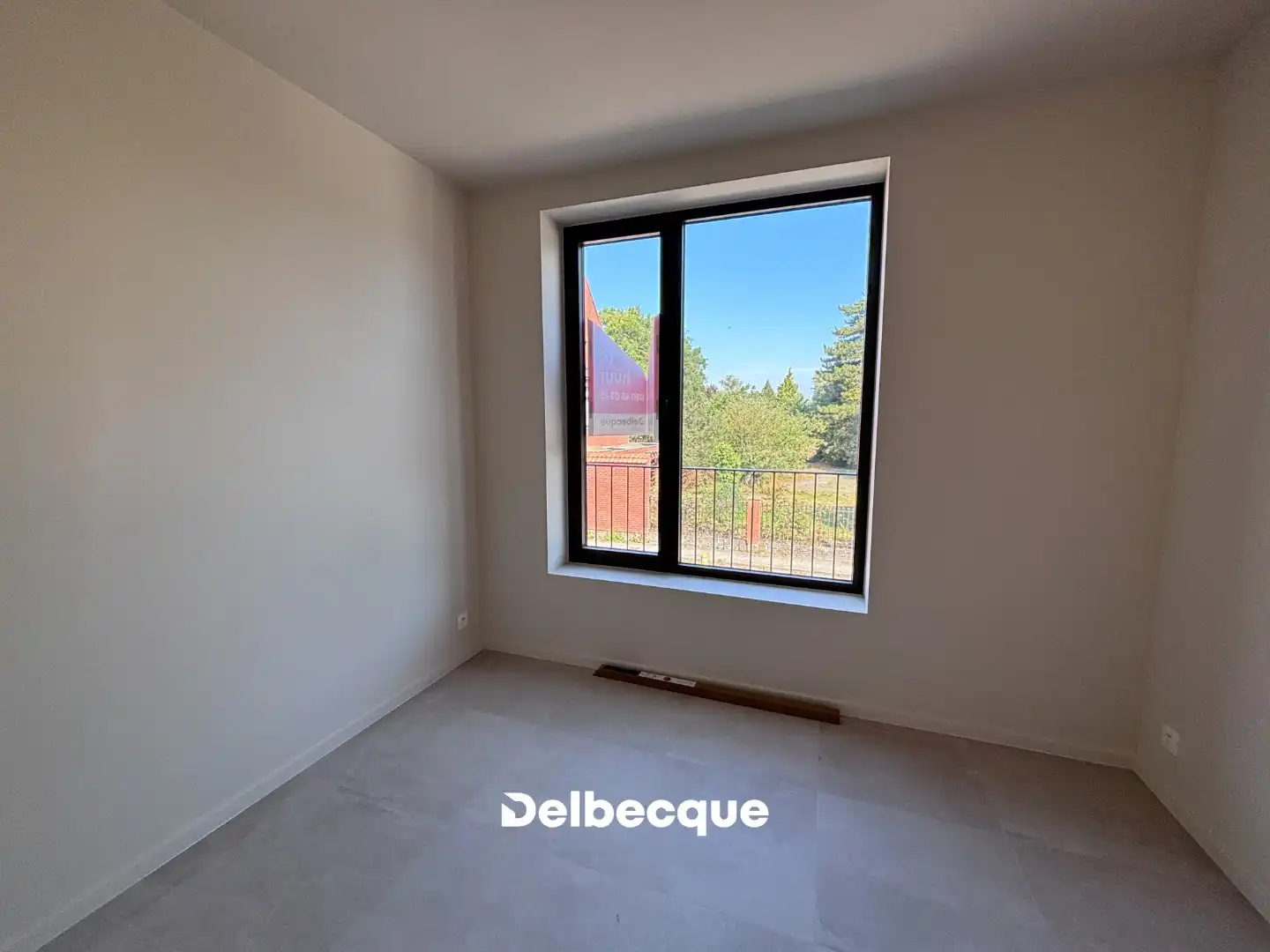 Lichtrijk nieuwbouwappartement met ruim terras en 2 autostaanplaatsen foto 9