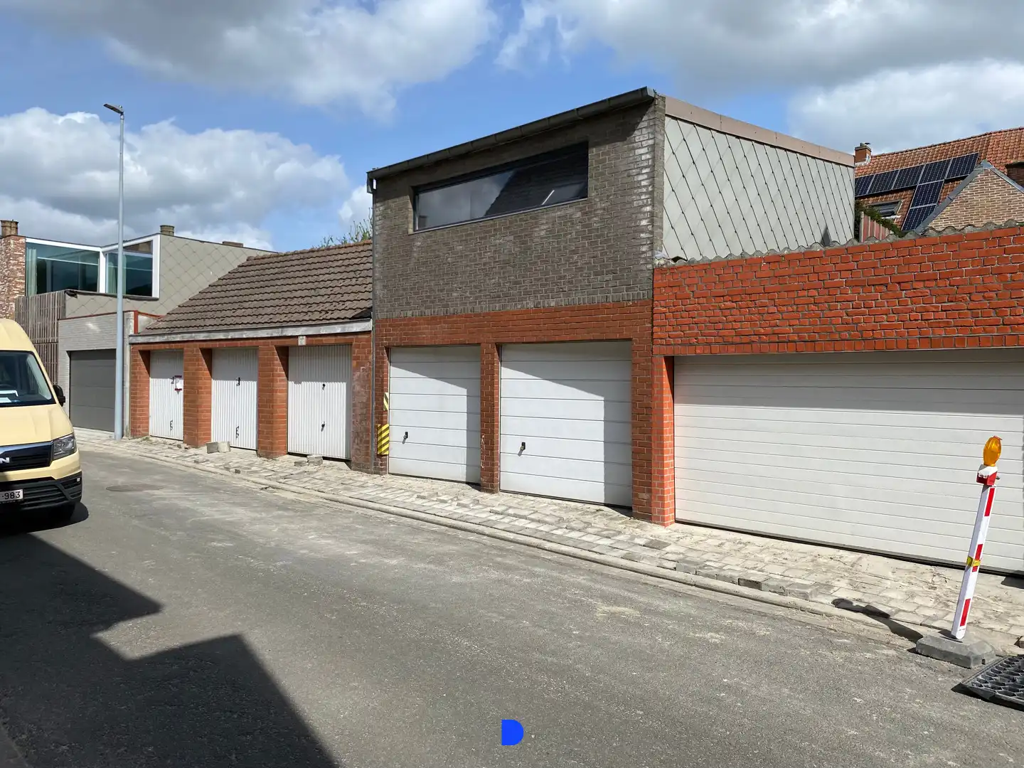 Veelzijdige rijwoning met 2 garages in het centrum van Tielt! foto 33