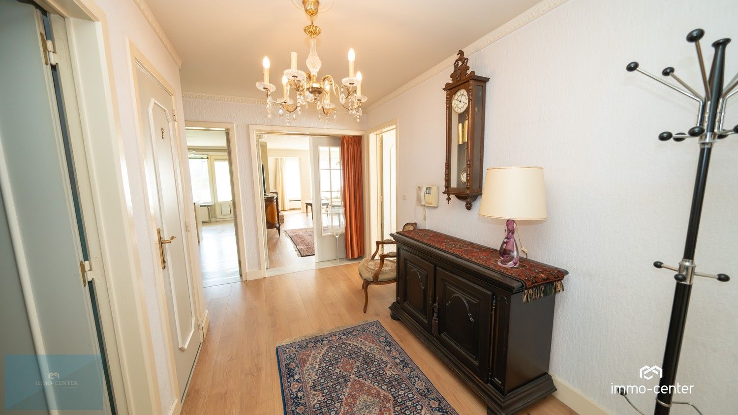 🏡 Instapklaar appartement met 2 slaapkamers in hartje Genk – Winterslagstraat 48 bus 4 foto 6