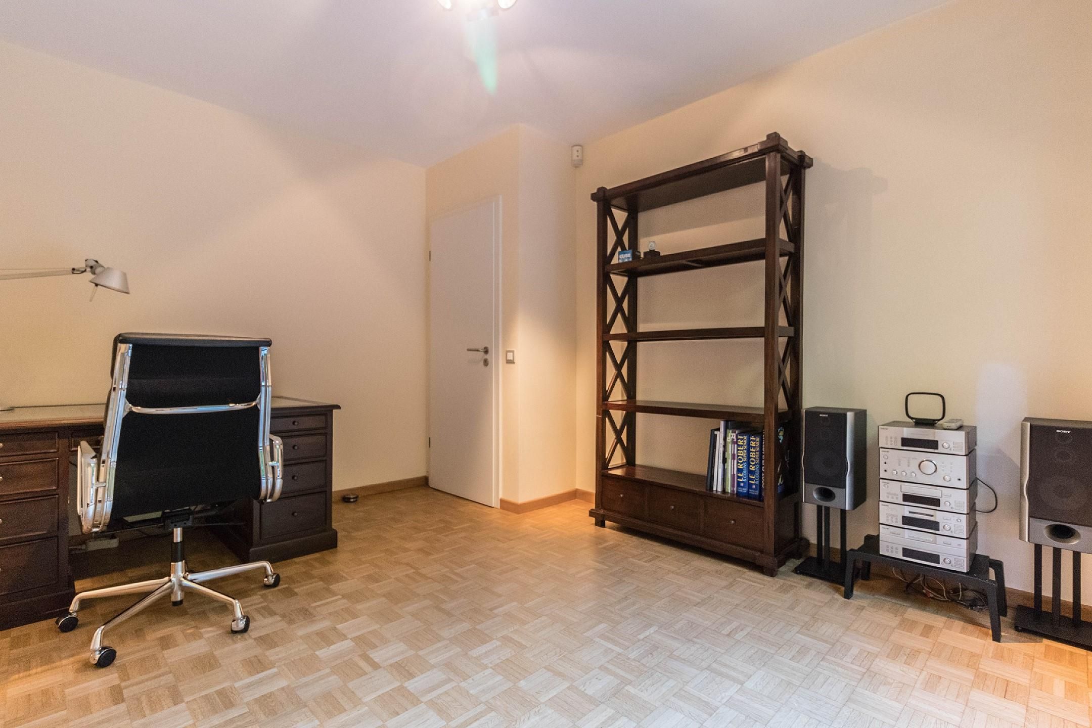 Appartement te huur foto 13