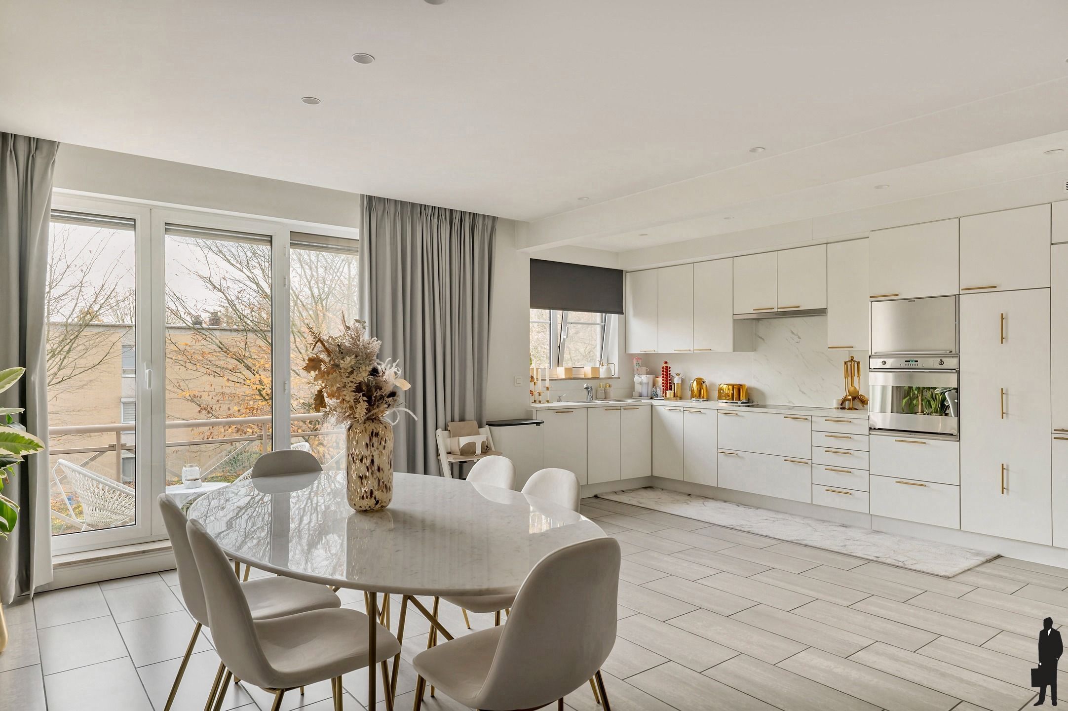 Volledig instapklaar appartement met zonnig terras op rustige locatie foto 4