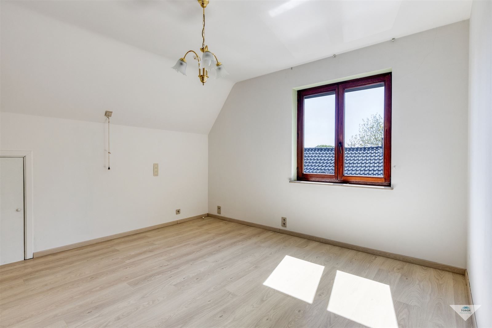 Ruime gezinswoning met 5 slaapkamers te Neerijse foto 10