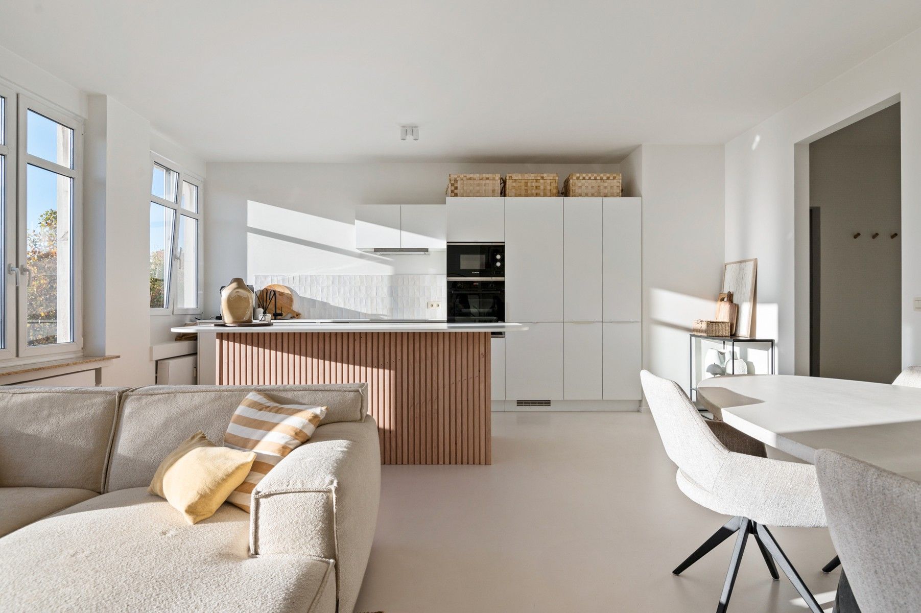 Instapklaar en stijlvol appartement op toplocatie foto 3