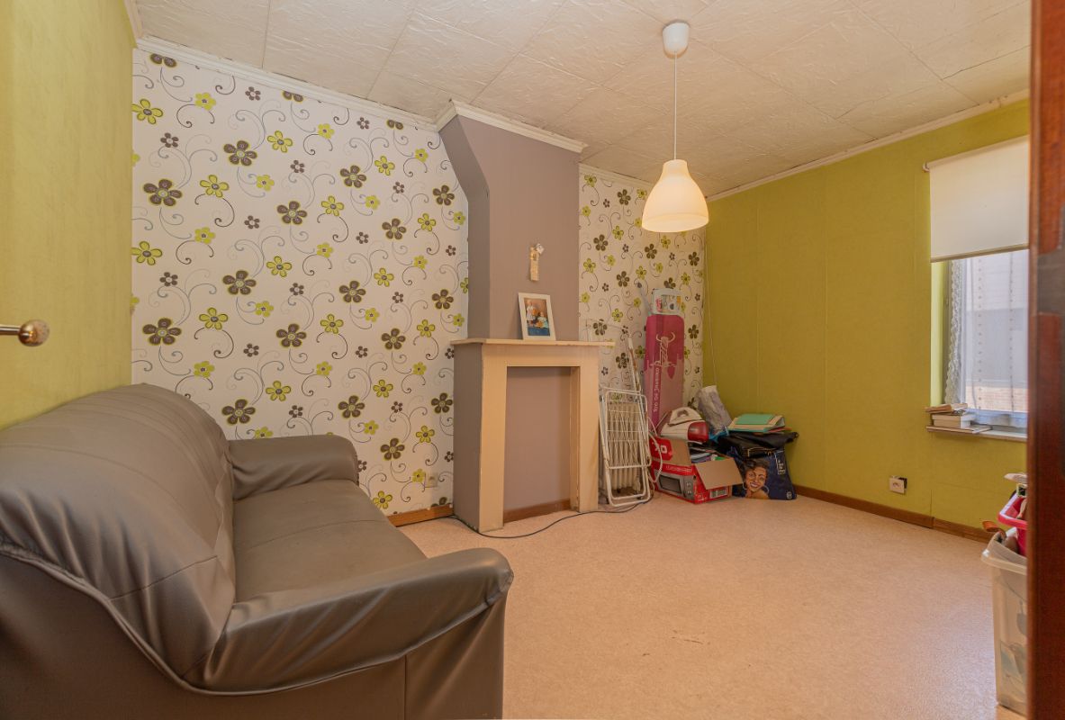 Ruime renovatiewoning met tuin foto 10