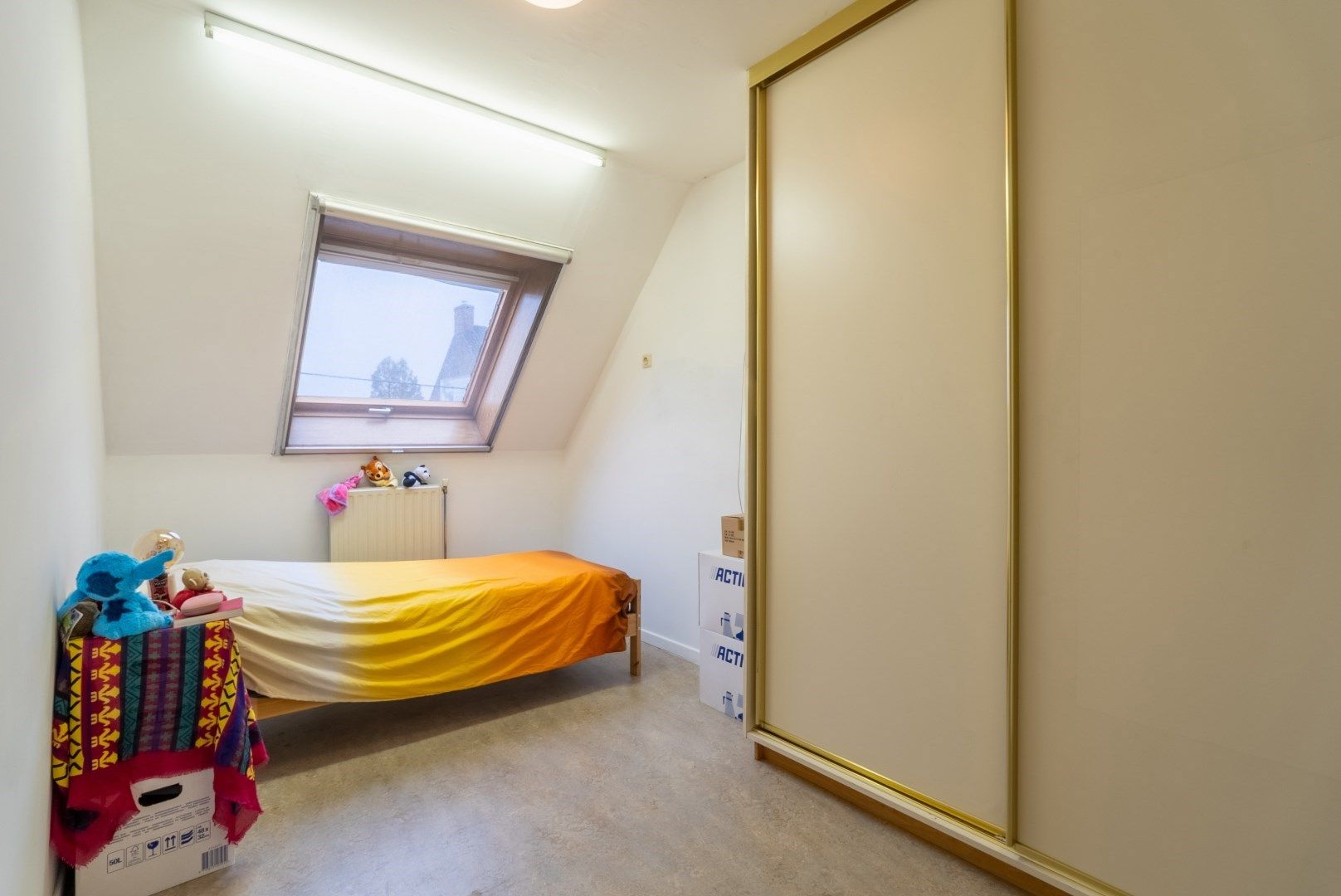 Ruime energiezuinige woning met 4 slaapkamers & paardenweide foto 10