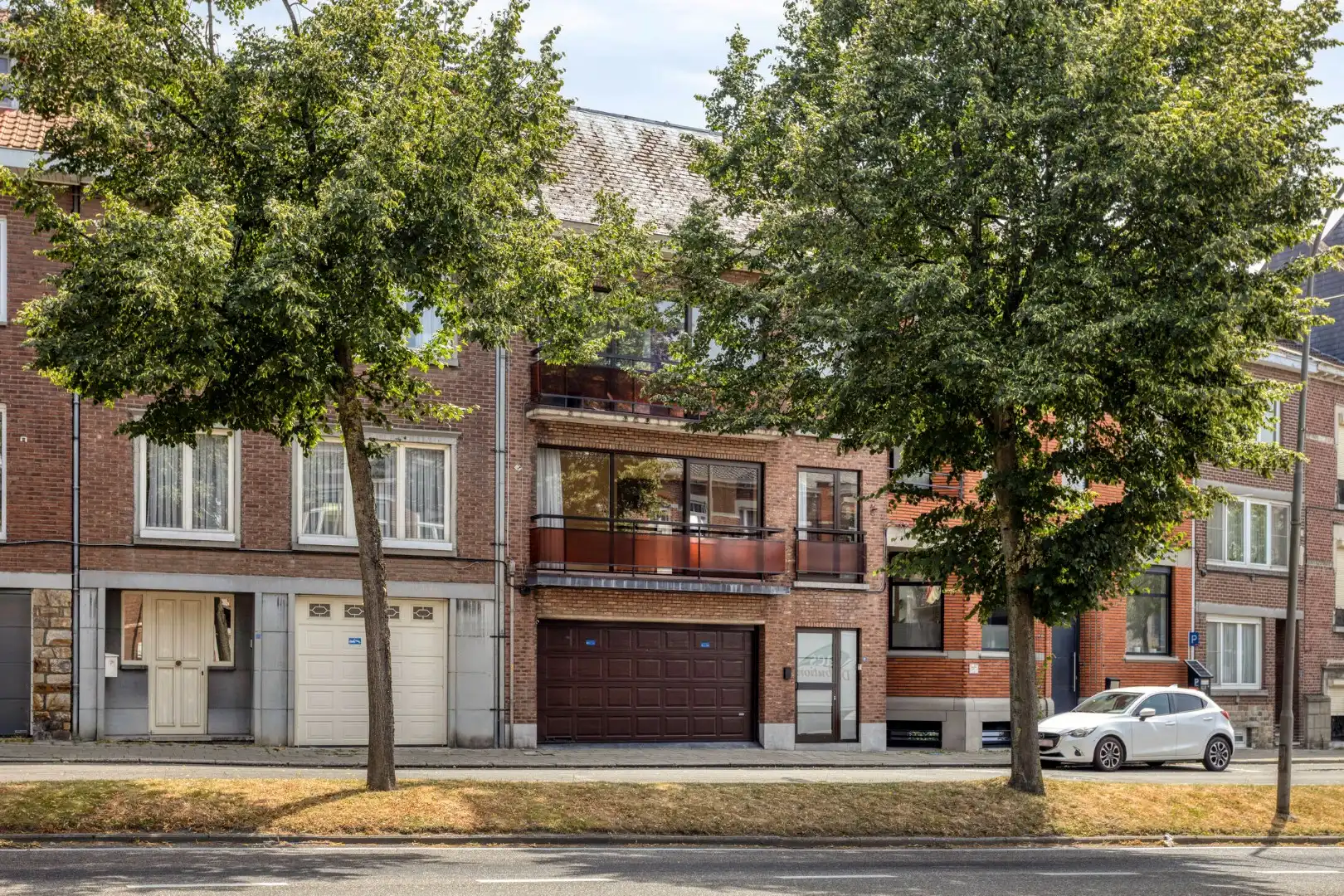 Gebouw met 2 appartementen, grote garage en gezellig terras - centrum Tongeren foto 17