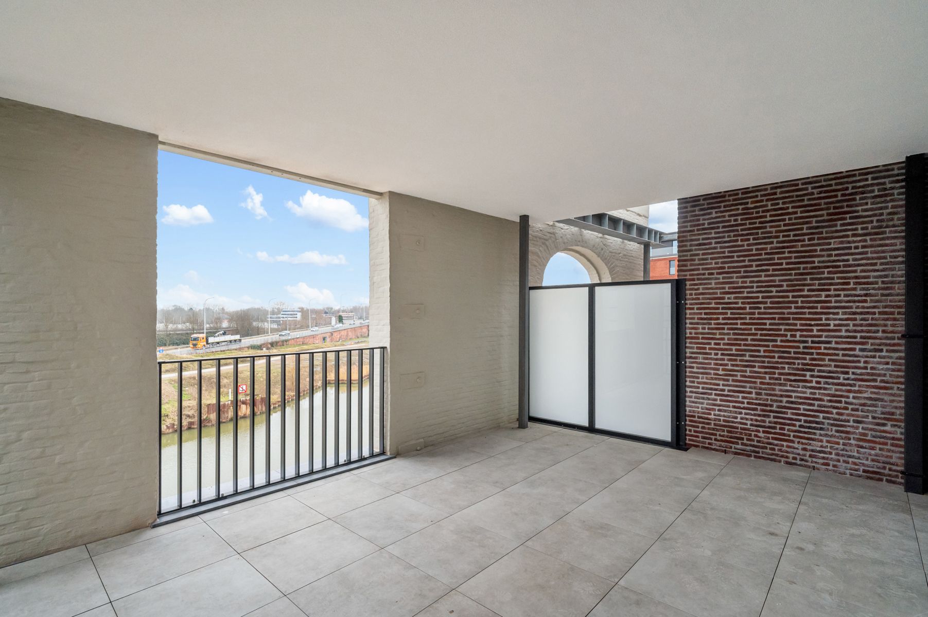 Nieuwbouwappartement met 2 slpks + terras foto 8
