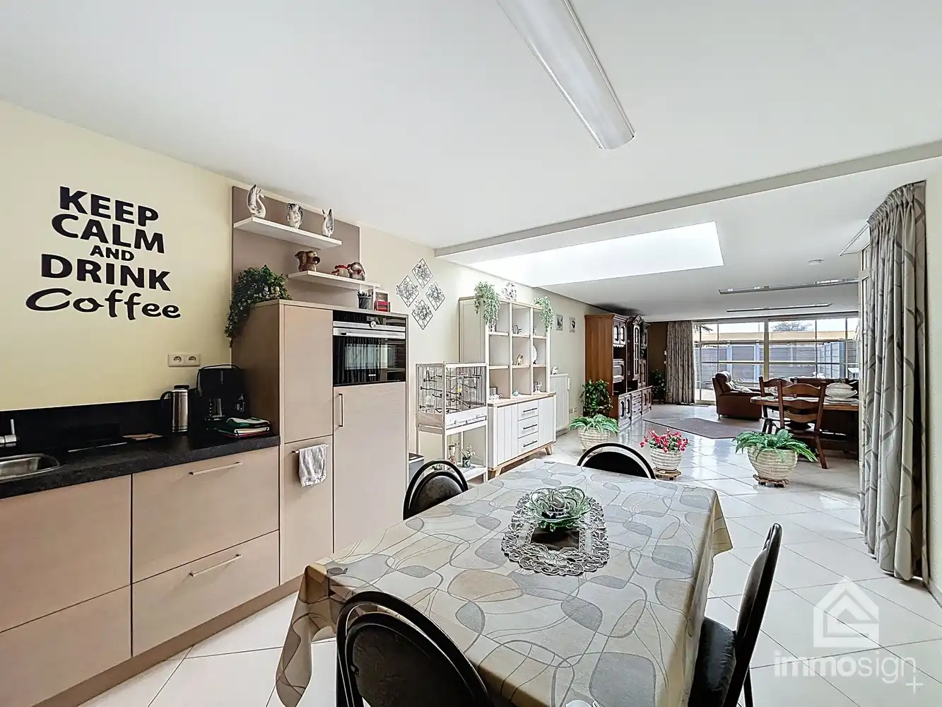 Instapklaar gelijkvloers appartement met buitenruimte, carport en 2 slaapkamer te Peer centrum foto 14