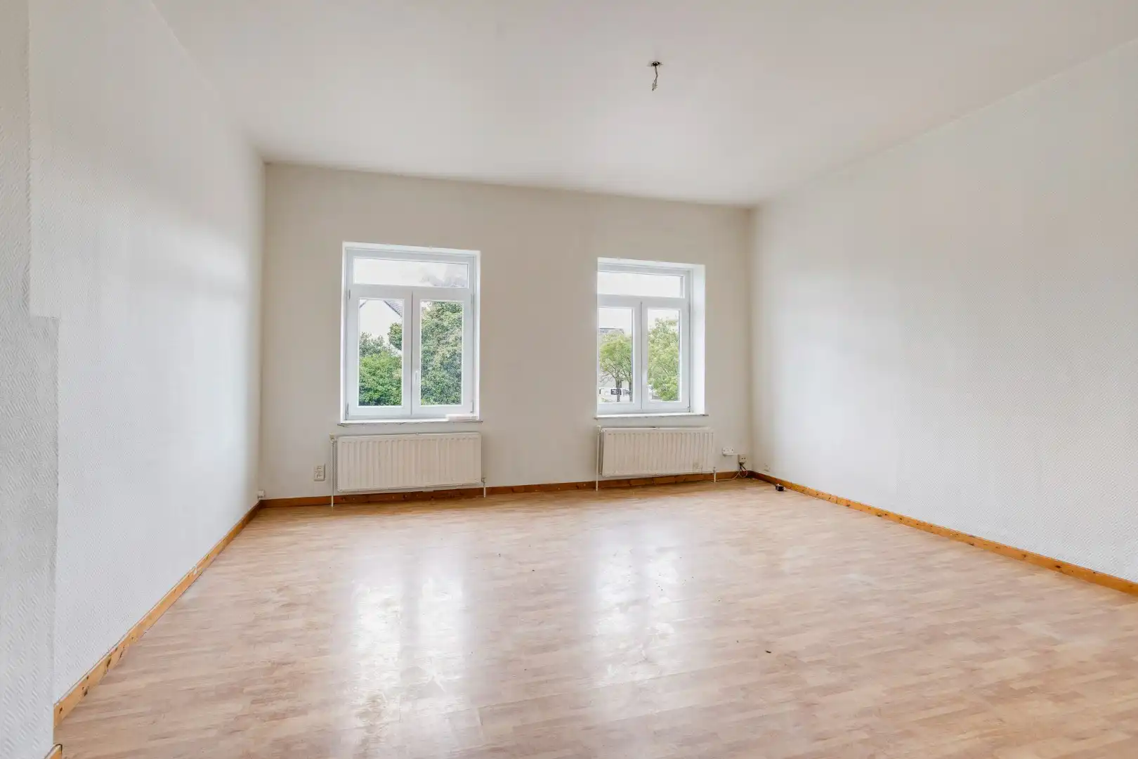 TE RENOVEREN WONING met 2 woonéénheden en tuin – 1640 SINT-GENESIUS-RODE foto 19