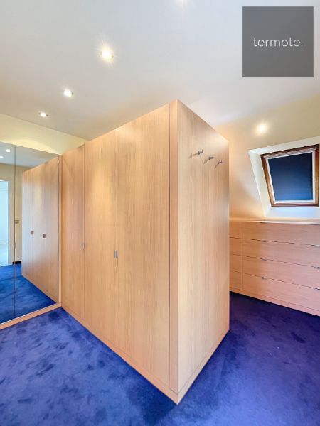 riant appartement 246m² foto 19