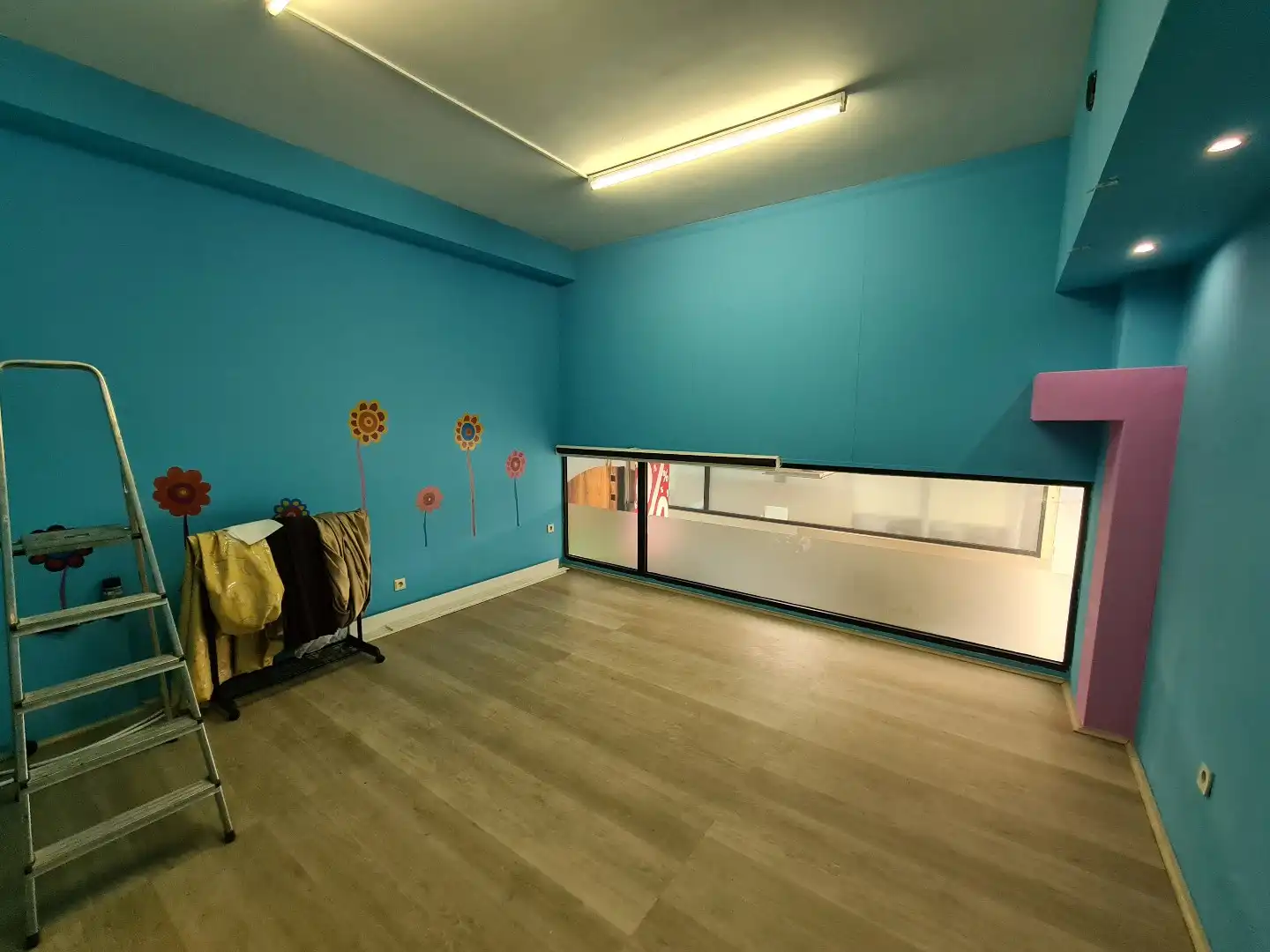 Ruim Duplex Handelspand/Horecapand in Genk-Centrum foto 13