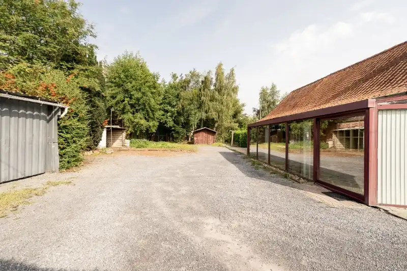 Landelijk gelegen woning op een perceel van ca. 860m² foto 12