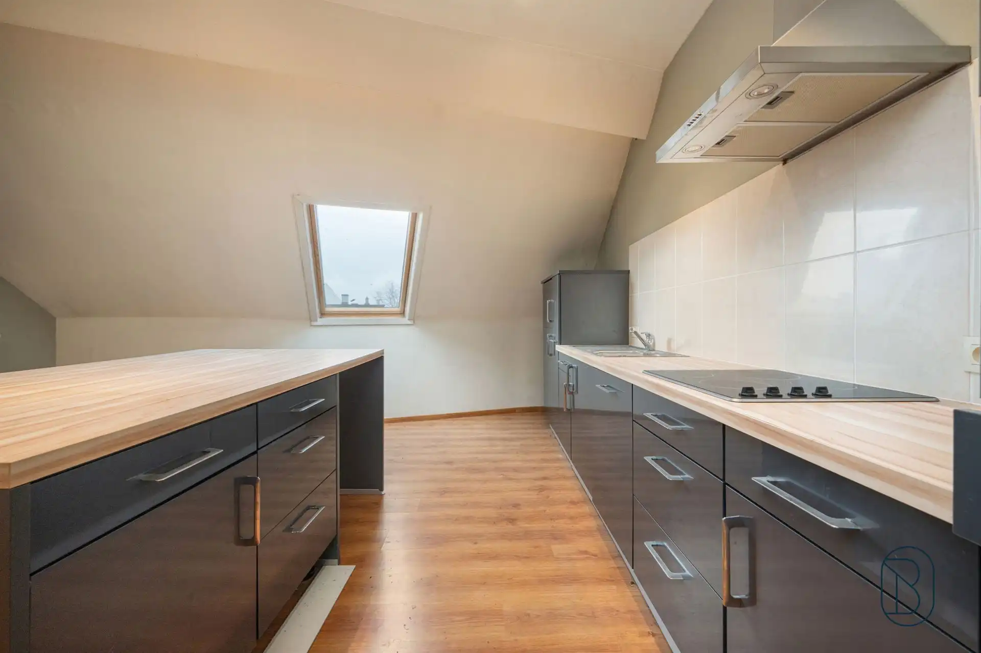 Prachtige HERENWONING met enorm veel POTENTIEEL foto 29