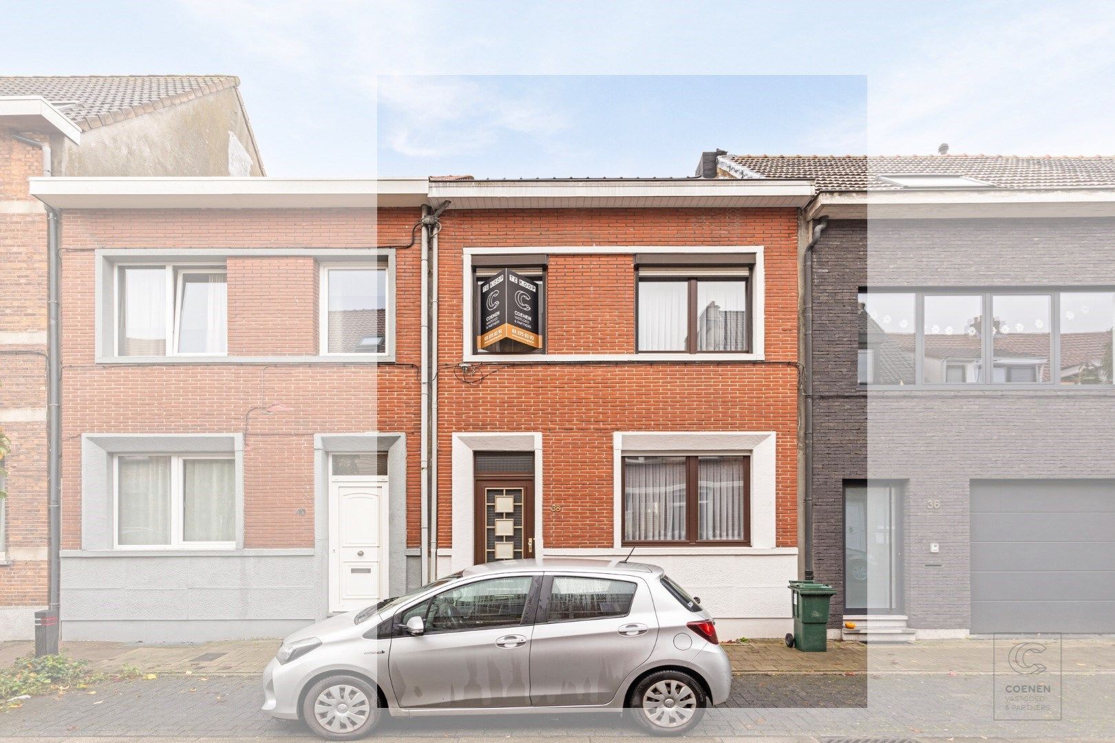 Charmante rijwoning met veel potentieel en 2 slaapkamers te Schoten!  foto 20