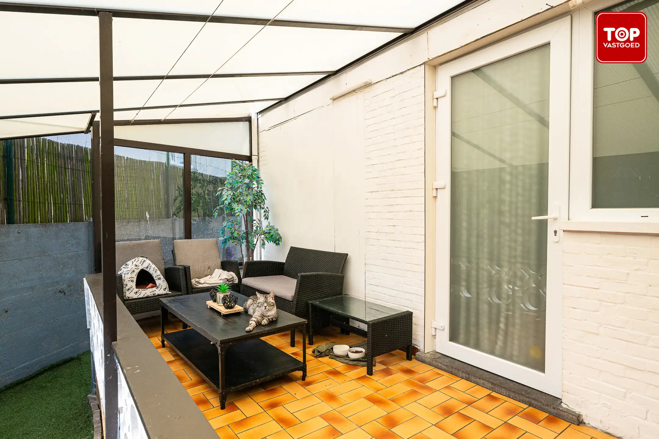 Instapklare HOB met 4 slaapkamers en tuin foto 24