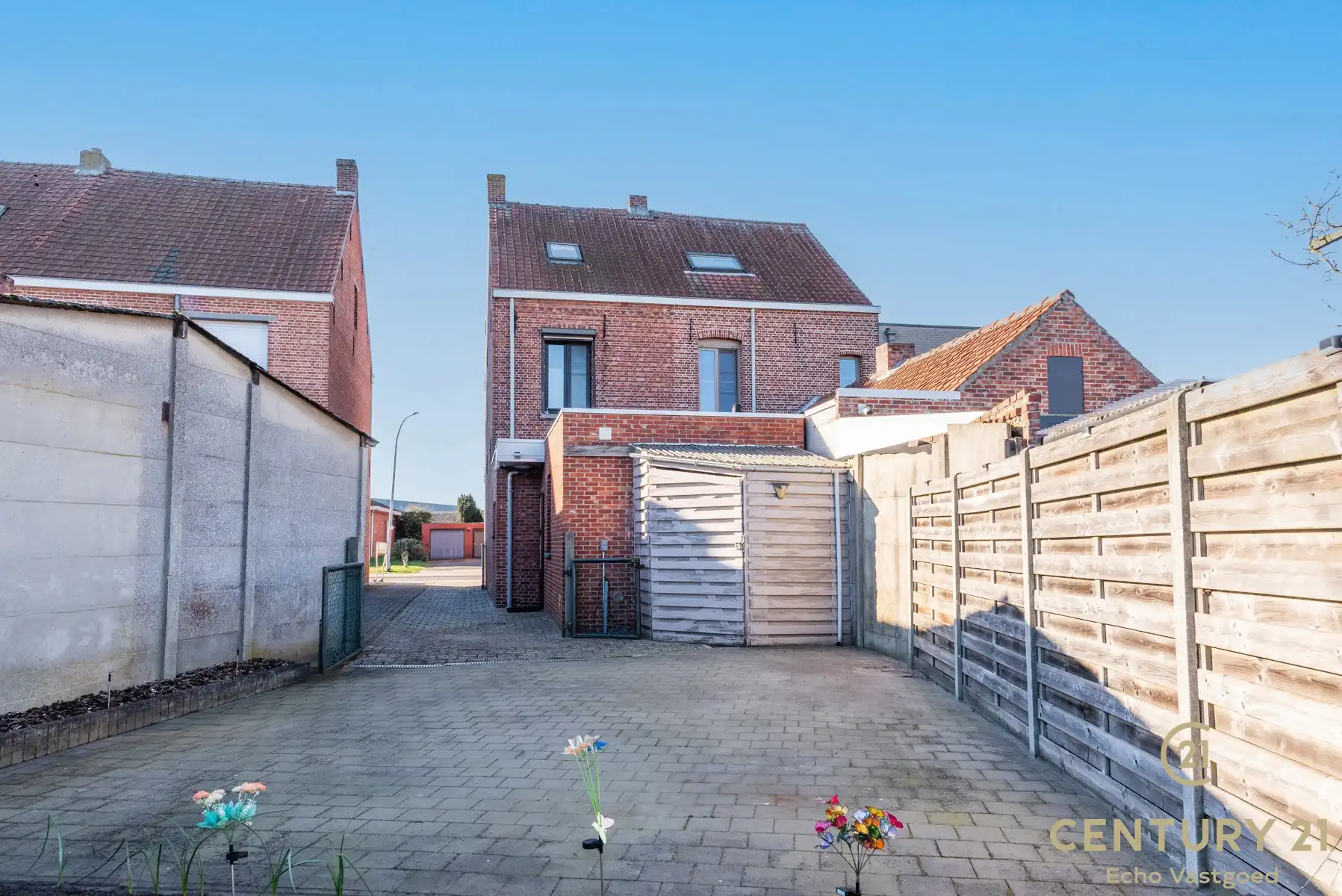 Mooie karakterwoning met tuin, parking en 3 slaapkamers foto 22