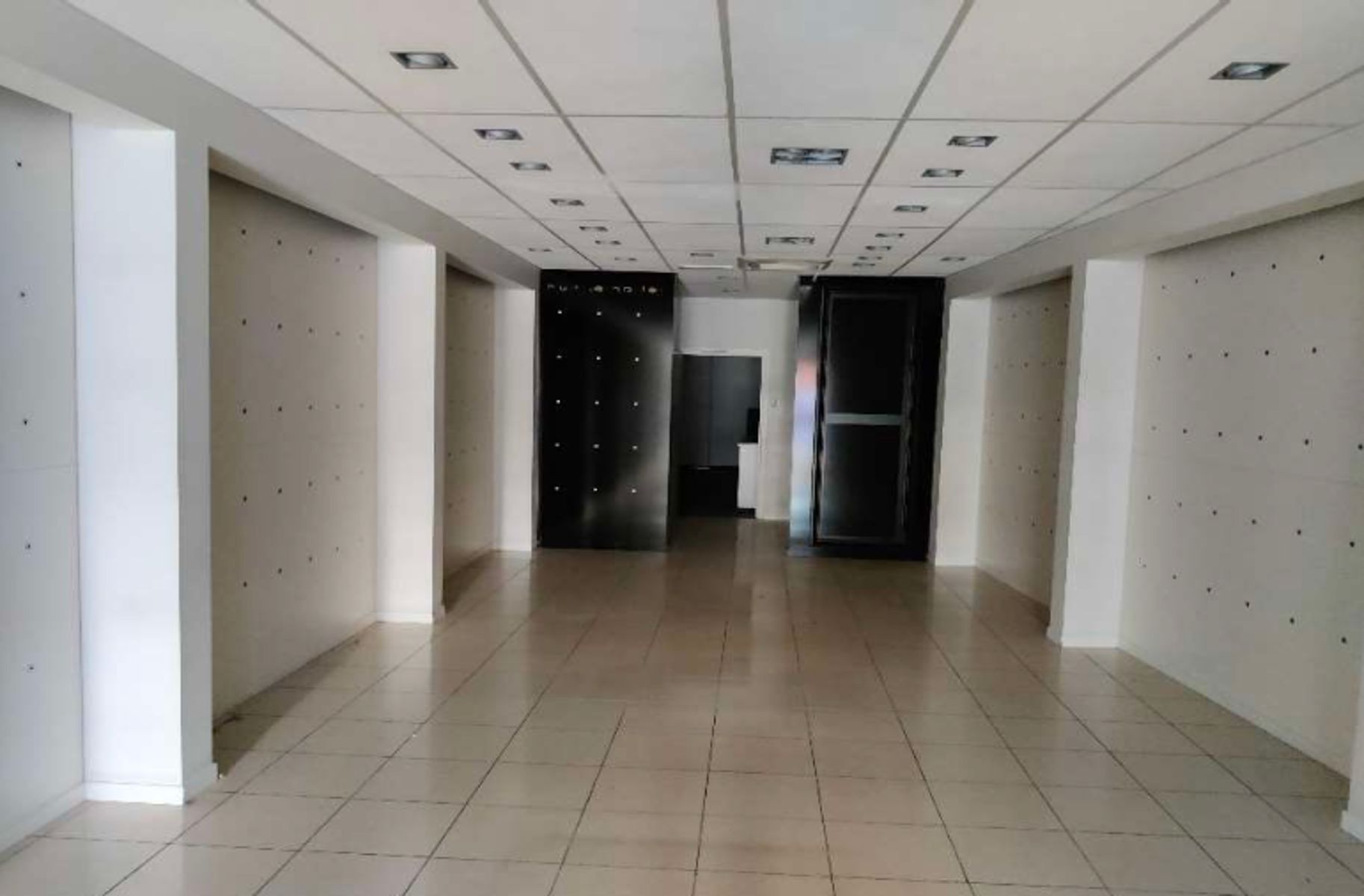 Instapklaar Handelspand op Toplocatie in de Nieuwstraat foto 4