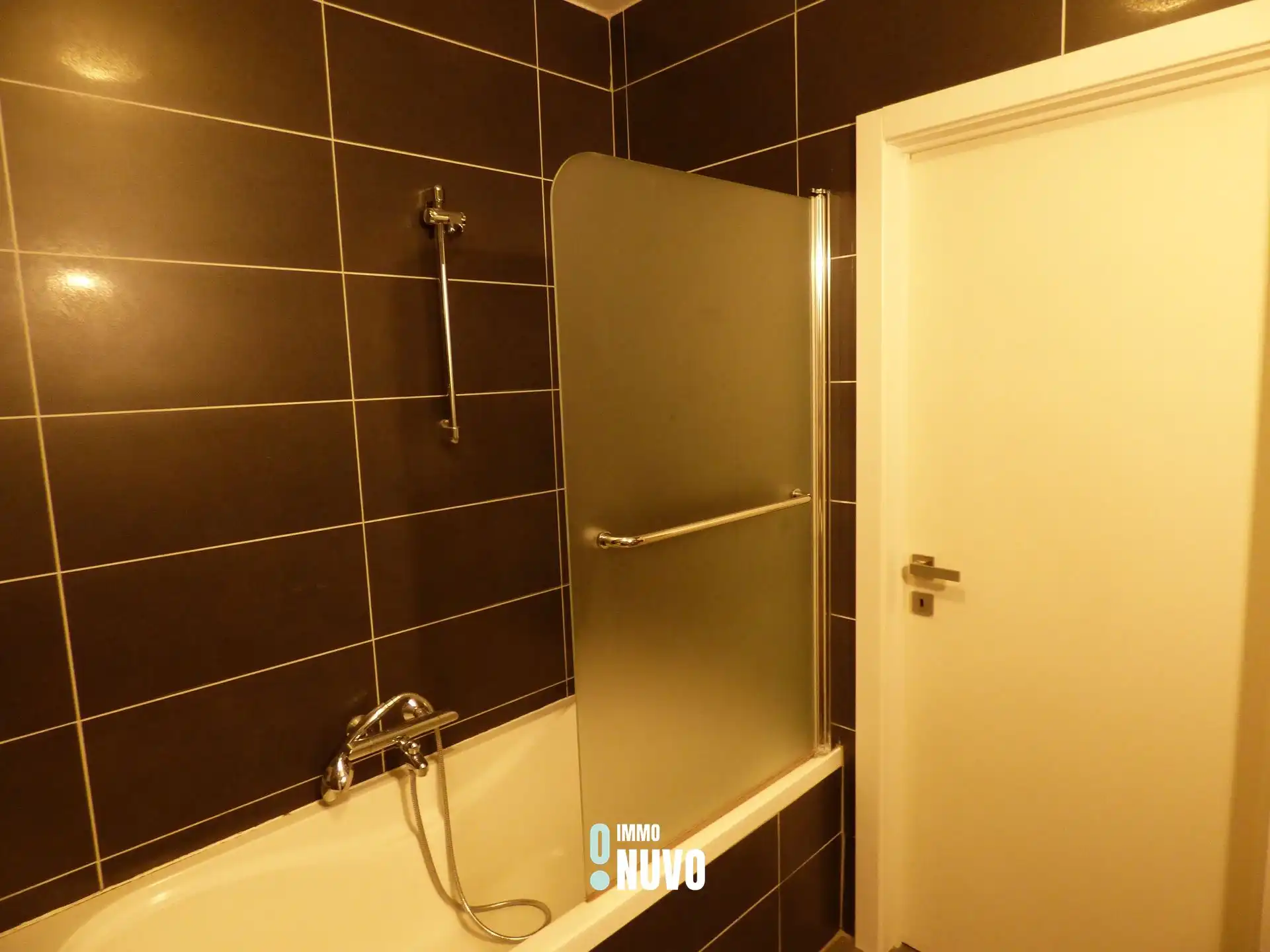 Appartement met garage foto 9