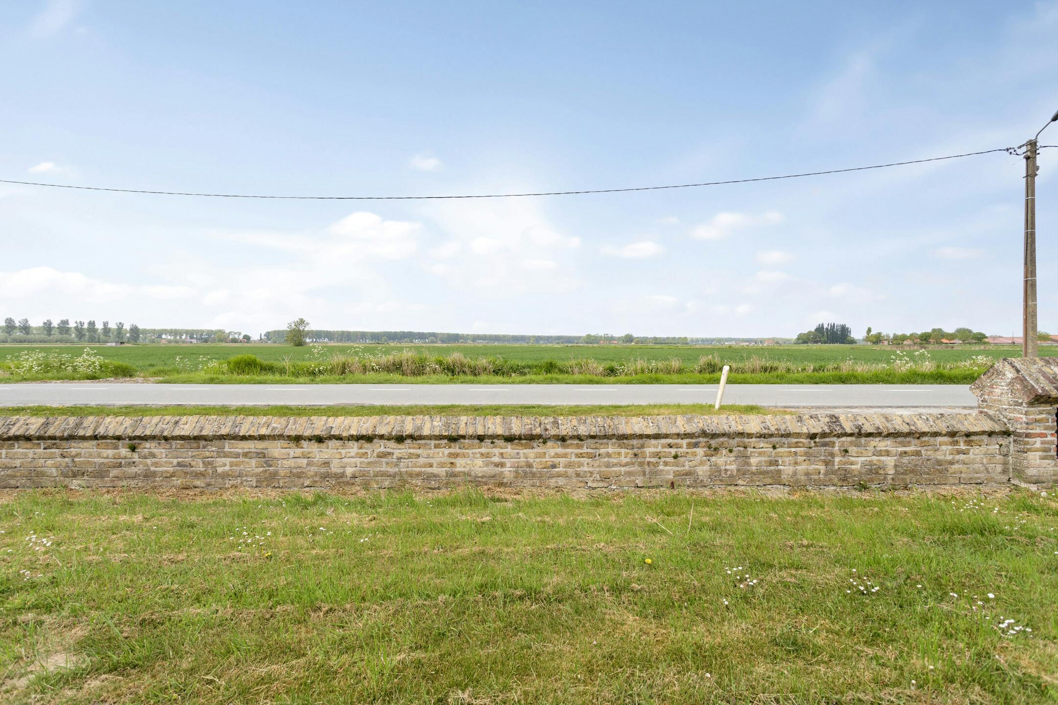 Idyllisch gelegen huis langs de Oude Sluissedijk te Damme foto 6