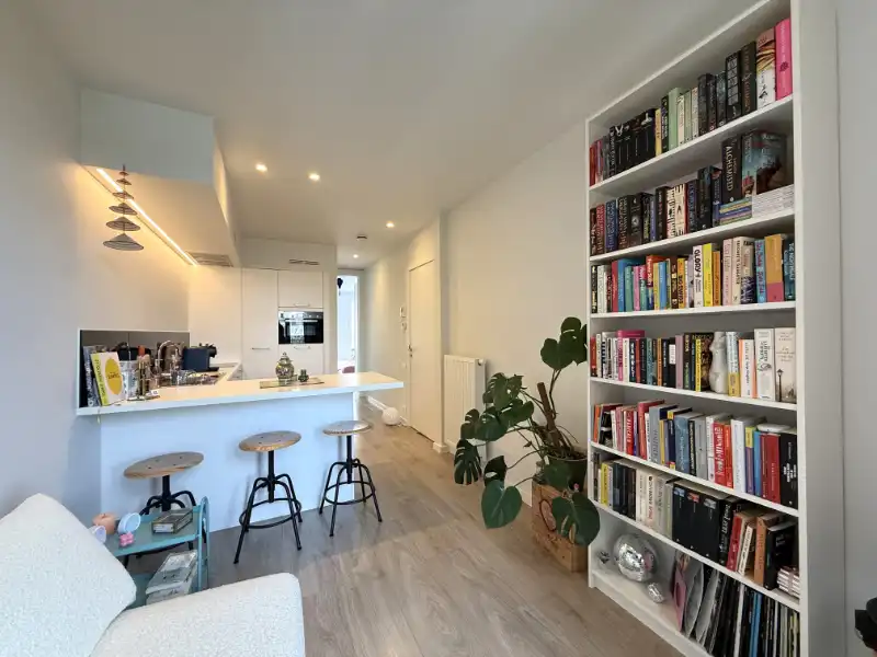 Leuk appartement met ruim terras nabij Nederkouter en Coupure foto 4