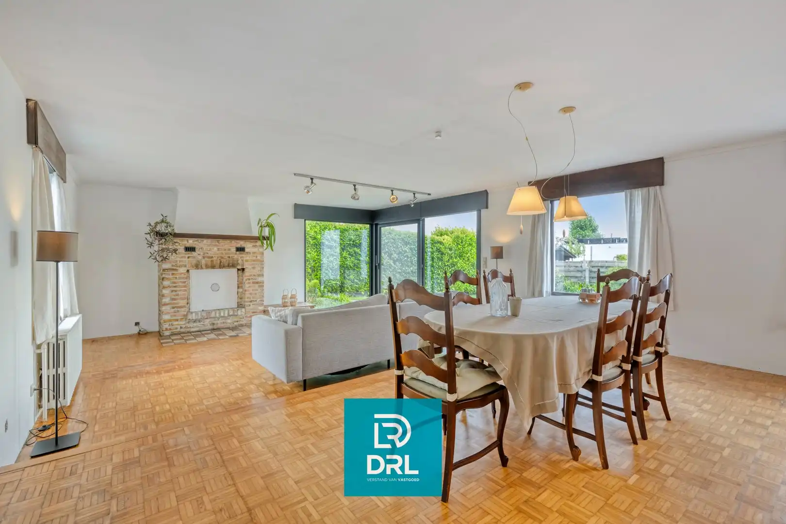 RENOVATIEVILLA met UITZONDERLIJK POTENTIEEL te ZUIENKERKE foto 8