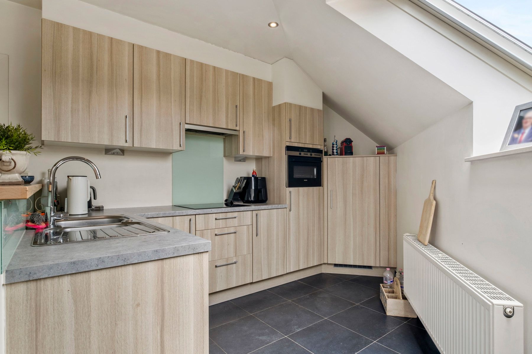 Ruim appartement te Aartrijke foto 15