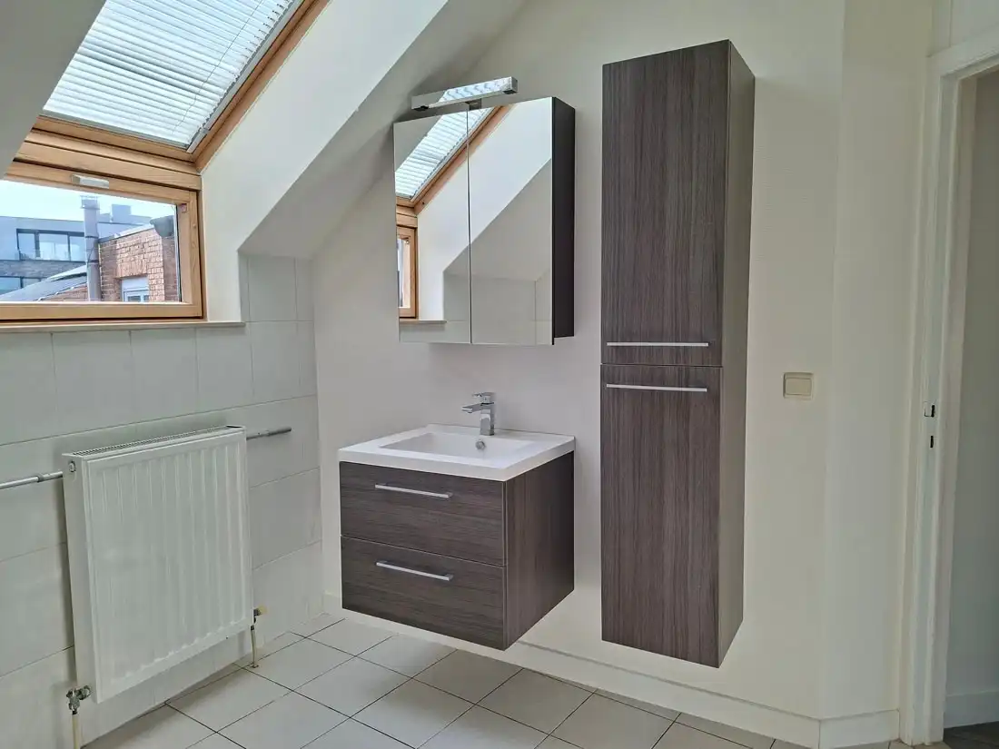 Knus dakappartement met twee slaapkamers foto 21