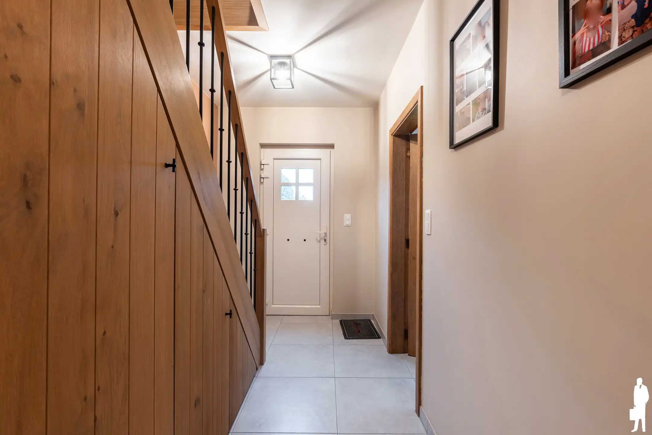 Verzorgde gezinswoning met 3 slaapkamers te Sint-Lenaarts foto 3