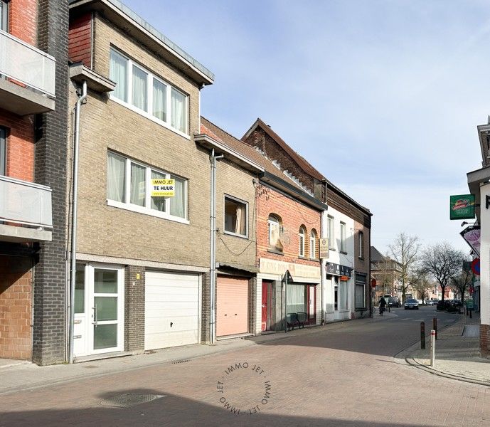 Centraal gelegen appartement met 2 slaapkamers foto 1