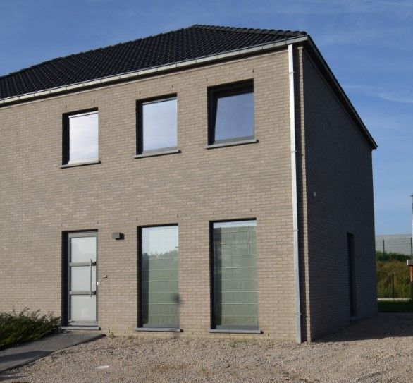 TE KOOP IN De Pinte Azaleastraat 4 foto {{pictureIndex}}
