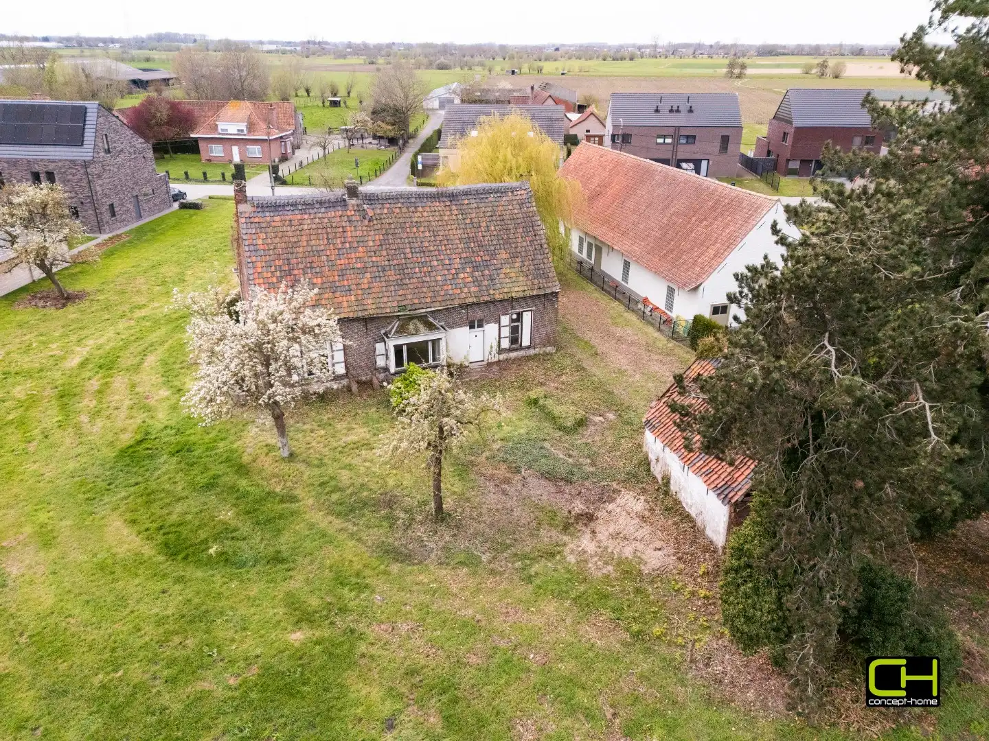Karaktervolle hoeve met uitzonderlijk renovatiepotentieel op ruim perceel van 2.827 m² te Evergem foto 4
