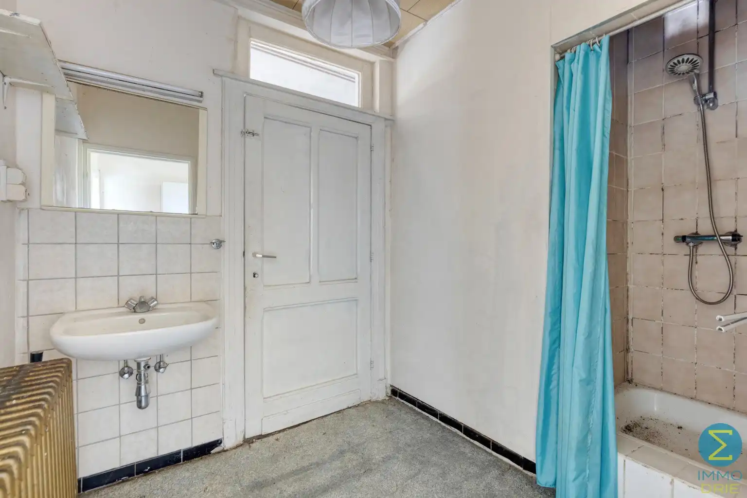 Te renoveren woning op perceel van 681m² foto 10