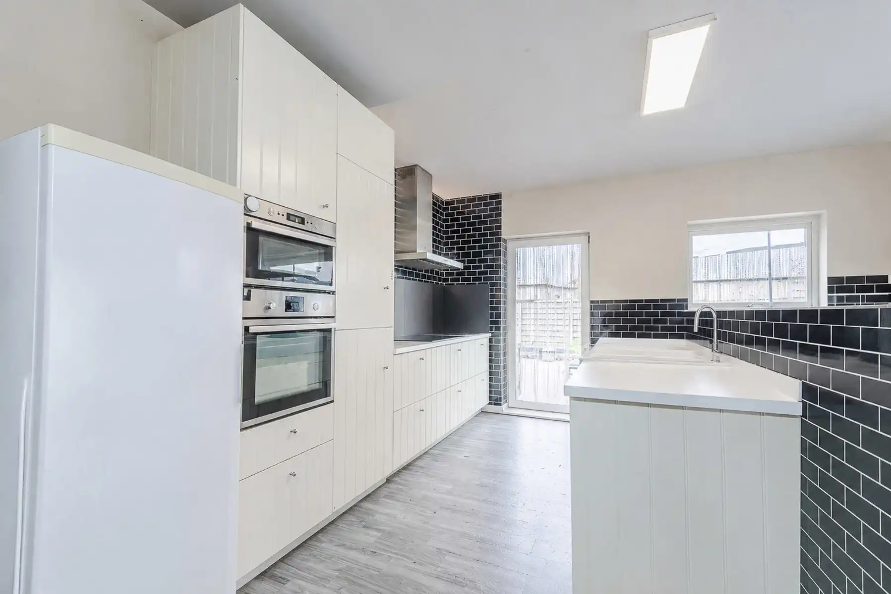 ruime woning met 4 slaapkamers op een fraai hoekperceel  foto 13