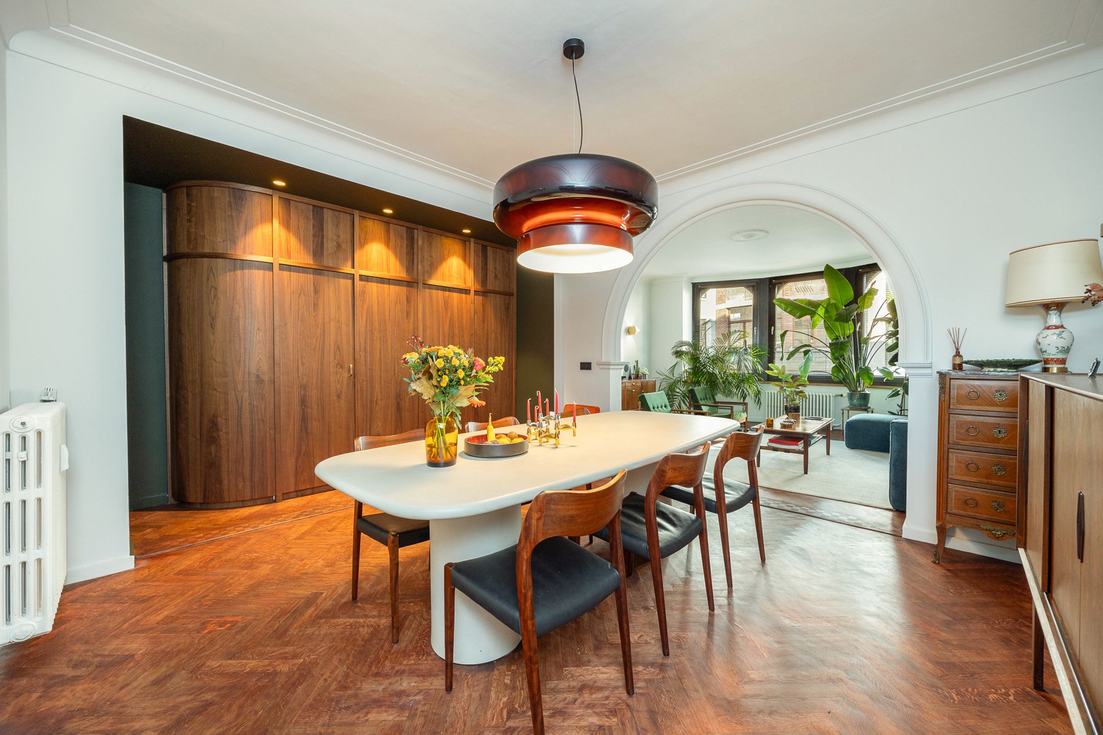 ANTWERPEN - Charmant gerenoveerd appartement foto 2