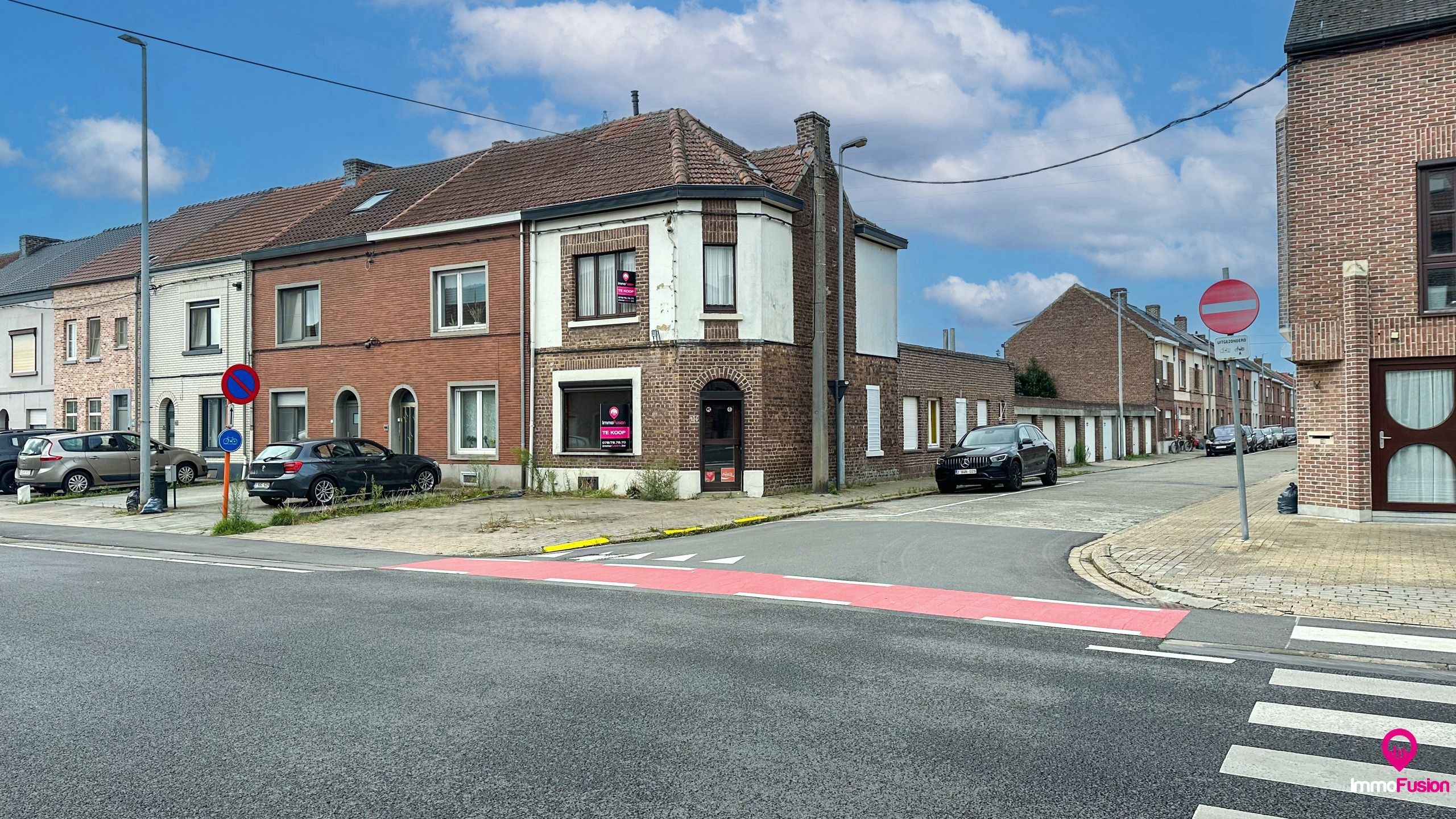 Te renoveren handelshuis met 3 slaapkamers op toplocatie! foto 3